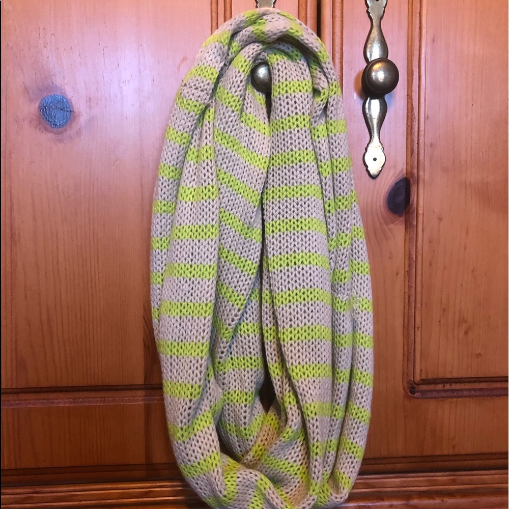 scarf